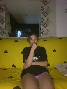 alexias21 online show from December 13, 2024, 10:02 pm