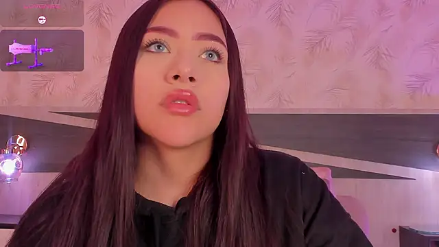 nicolle pierce online show from March 14, 2026, 12:44 pm