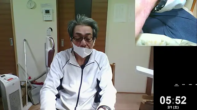 mama010-chan online show from January 31, 2025, 8:54 pm