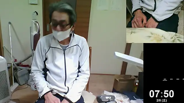 mama010-chan online show from February 7, 2025, 10:52 pm