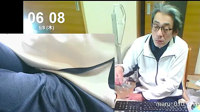 mama010-chan online show from January 7, 2026, 9:09 pm