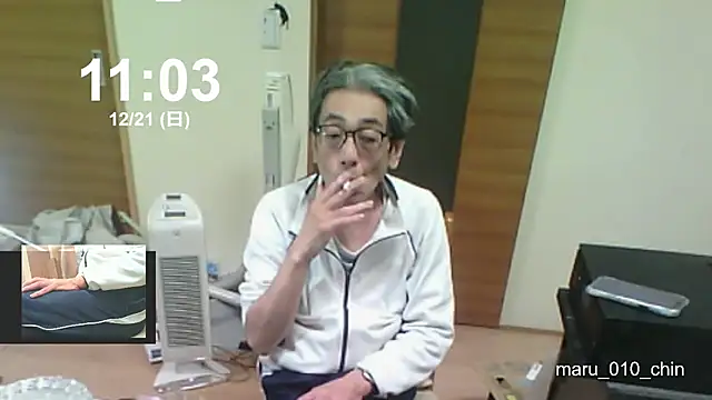 mama010-chan online show from December 21, 2025, 2:03 am