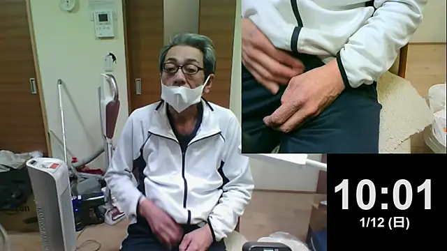 mama010-chan online show from January 13, 2025, 1:02 am