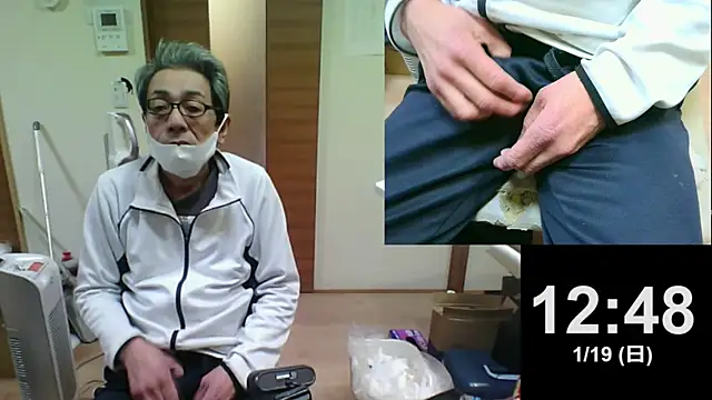 mama010-chan online show from January 19, 2025, 3:50 am