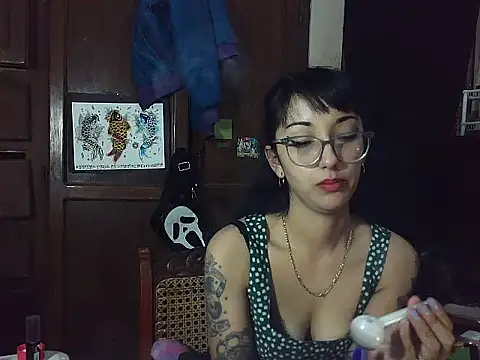 HighLilith online show from February 4, 2025, 4:48 am