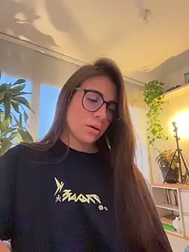 MariaIsabella8 online show from March 24, 2026, 10:10 pm