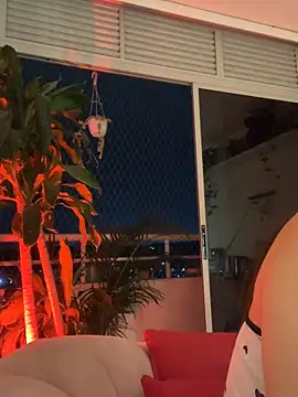 Snapshot of MariaIsabella8 chatting on October 11, 2025, 11:17 pm MariaIsabella8 online show from October 11, 2025, 11:17 pm