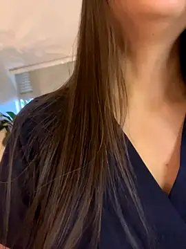 Snapshot of MariaIsabella8 chatting on October 6, 2025, 10:21 pm MariaIsabella8 online show from October 6, 2025, 10:21 pm