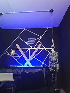 Gelena Black online show from October 15, 2025, 12:13 pm