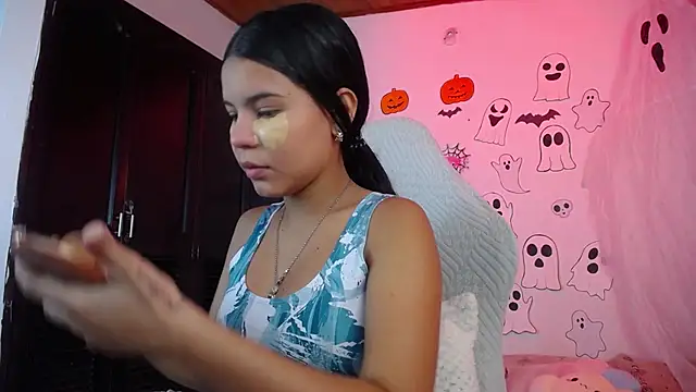 Snapshot of abby_tgn chatting on October 16, 2025, 11:18 am abby tgn online show from October 16, 2025, 11:18 am