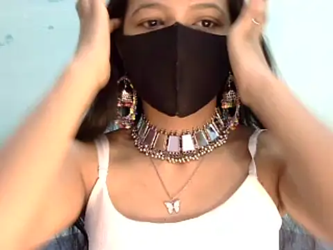 Cute Alaina online show from February 19, 2025, 12:03 am