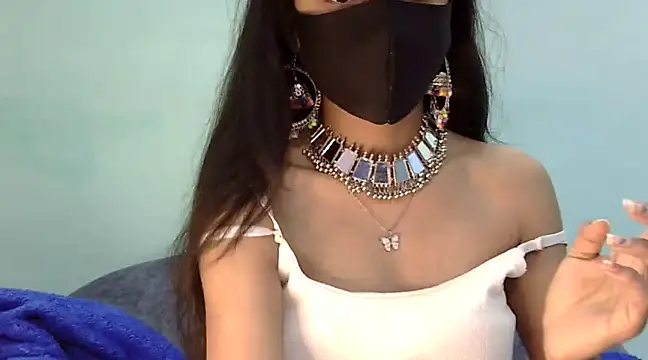 Cute Alaina online show from February 18, 2025, 3:31 am