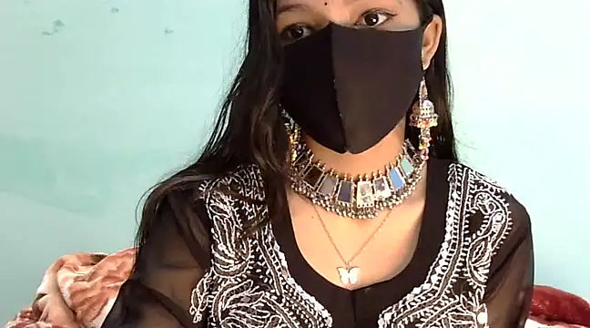 Cute Alaina online show from February 26, 2025, 5:46 am