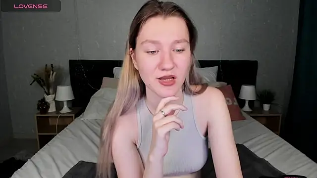 Mariel Brown online show from February 11, 2025, 12:15 pm