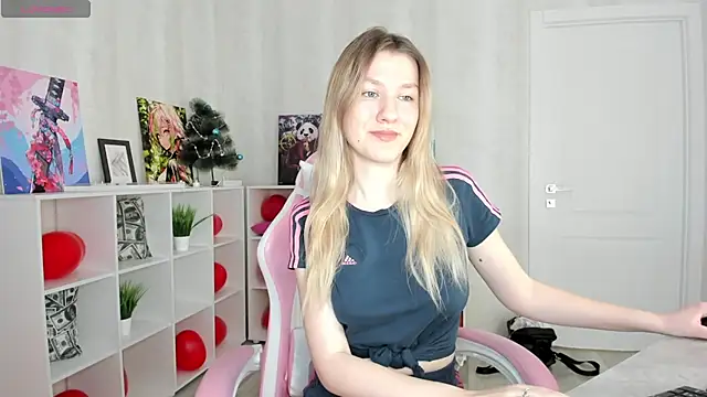 Mariel Brown online show from February 26, 2025, 8:39 am