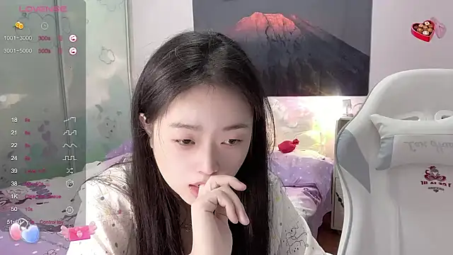 Mia-6688 online show from March 9, 2025, 8:31 pm