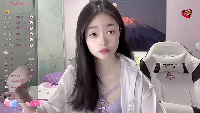 Mia-6688 online show from February 23, 2025, 6:56 pm