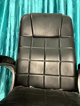 Snapshot of poision51 chatting on October 15, 2025, 3:38 am poision51 online show from October 15, 2025, 3:38 am