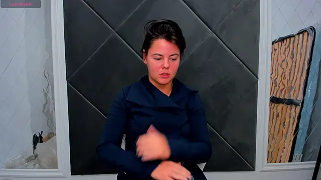 Lady AliBi online show from November 5, 2025, 4:43 pm