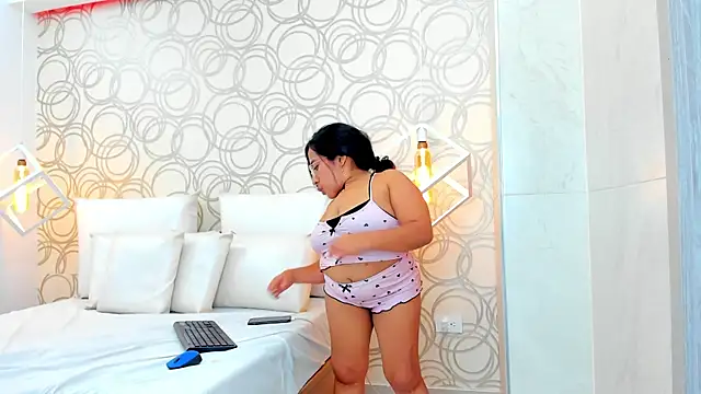 CelesteMason online show from March 19, 2025, 5:28 pm