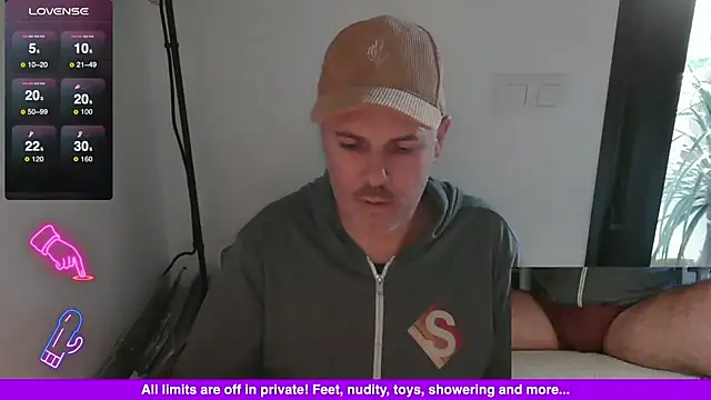 Snapshot of Francesco-ES chatting on December 14, 2024, 4:19 pm Francesco-ES online show from December 14, 2024, 4:19 pm