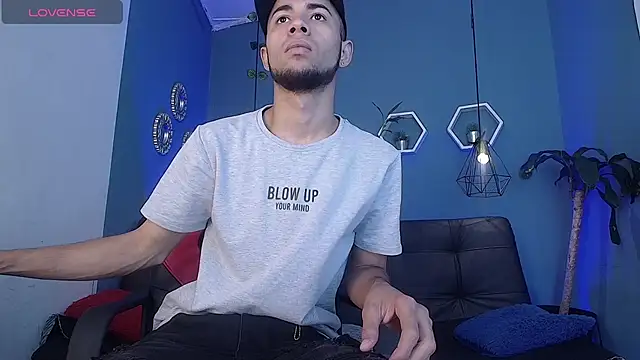 Snapshot of jhon_ath chatting on September 17, 2025, 12:40 pm jhon ath online show from September 17, 2025, 12:40 pm