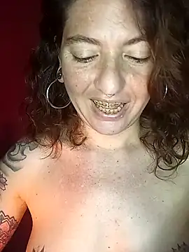 Snapshot of sweetbabyass chatting on October 24, 2025, 5:23 pm sweetbabyass online show from October 24, 2025, 5:23 pm