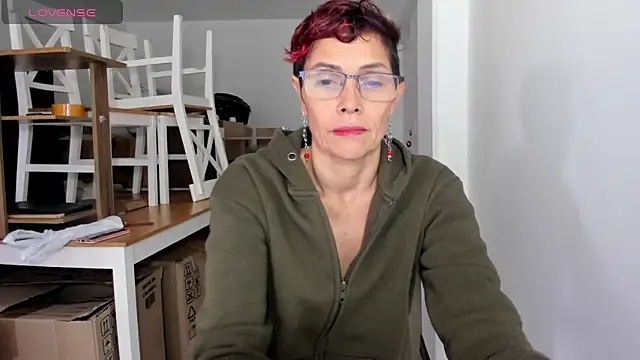 MireyaTorresGu online show from February 28, 2025, 3:48 pm
