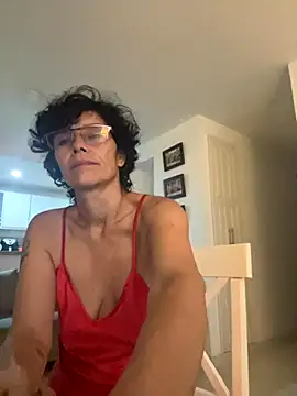 MireyaTorresGu online show from October 10, 2025, 11:33 am