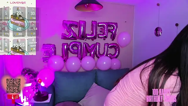 MiaDlucca online show from February 6, 2025, 9:17 pm