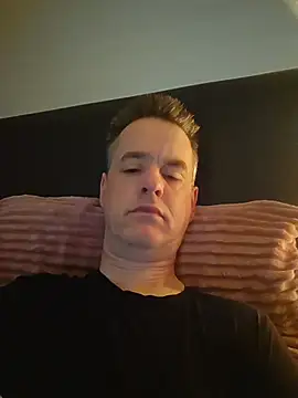 Hectorthyssen1 online show from April 19, 2026, 7:09 am