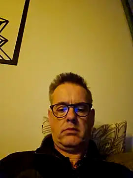 Hectorthyssen1 online show from September 27, 2025, 10:16 pm