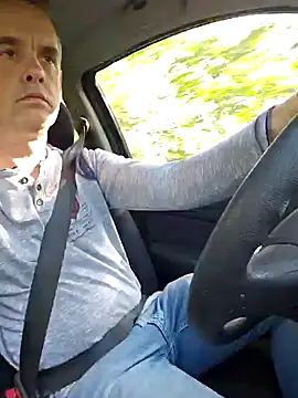 Hectorthyssen1 online show from September 30, 2025, 2:45 pm