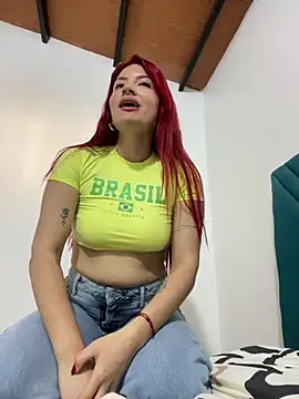 Snapshot of Mia_Hoffmann chatting on December 28, 2024, 8:15 pm Mia Hoffmann online show from December 28, 2024, 8:15 pm