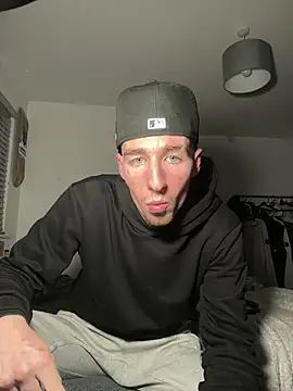 MikesWood21 online show from December 14, 2024, 3:06 am