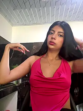 Snapshot of Baby_Niels chatting on October 3, 2025, 3:24 pm Baby Niels online show from October 3, 2025, 3:24 pm