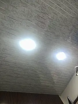 Snapshot of Baby_Niels chatting on October 10, 2025, 8:53 pm Baby Niels online show from October 10, 2025, 8:53 pm