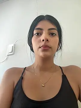 Snapshot of Baby_Niels chatting on September 30, 2025, 3:29 pm Baby Niels online show from September 30, 2025, 3:29 pm