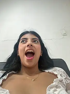 Snapshot of Baby_Niels chatting on October 1, 2025, 8:46 pm Baby Niels online show from October 1, 2025, 8:46 pm