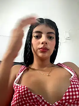 Snapshot of Baby_Niels chatting on September 16, 2025, 1:45 pm Baby Niels online show from September 16, 2025, 1:45 pm