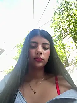 Snapshot of Baby_Niels chatting on October 6, 2025, 8:53 pm Baby Niels online show from October 6, 2025, 8:53 pm