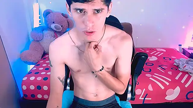 Snapshot of TESEO_HOT chatting on September 22, 2025, 2:45 pm TESEO HOT online show from September 22, 2025, 2:45 pm