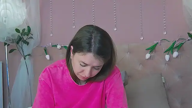 Snapshot of LeonnaJones chatting on March 20, 2025, 10:29 pm LeonnaJones online show from March 20, 2025, 10:29 pm