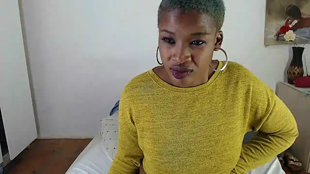 FLOWERLIPS25 online show from February 21, 2025, 12:49 pm