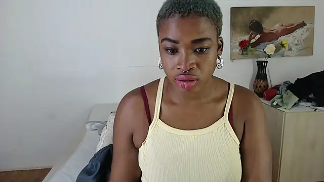 FLOWERLIPS25 online show from March 5, 2025, 5:18 pm