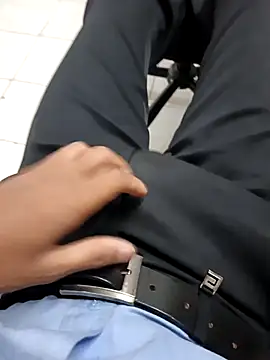 crrazy boy1  online show from March 3, 2026, 5:31 pm