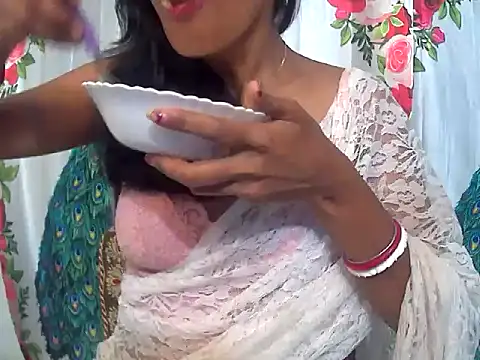 sexy janu25 online show from February 25, 2026, 6:46 am