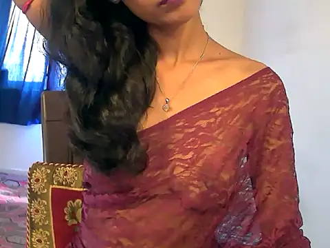 sexy janu25 online show from May 29, 2026, 5:24 am