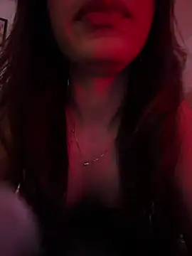 Lolitacooper online show from July 1, 2026, 8:09 pm