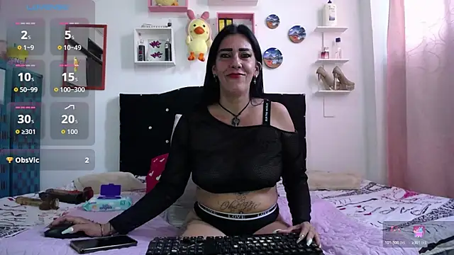 Snapshot of la_gatabk_ chatting on November 18, 2025, 7:39 pm la gatabk online show from November 18, 2025, 7:39 pm